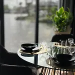 Houseboat Energyapart Apartament *