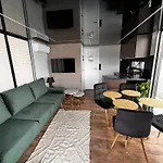 아파트 Houseboat Energyapart *