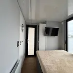 Daire Houseboat *