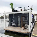 Apartment Houseboat Energyapart