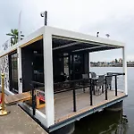 Houseboat *