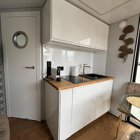 Houseboat Apartament